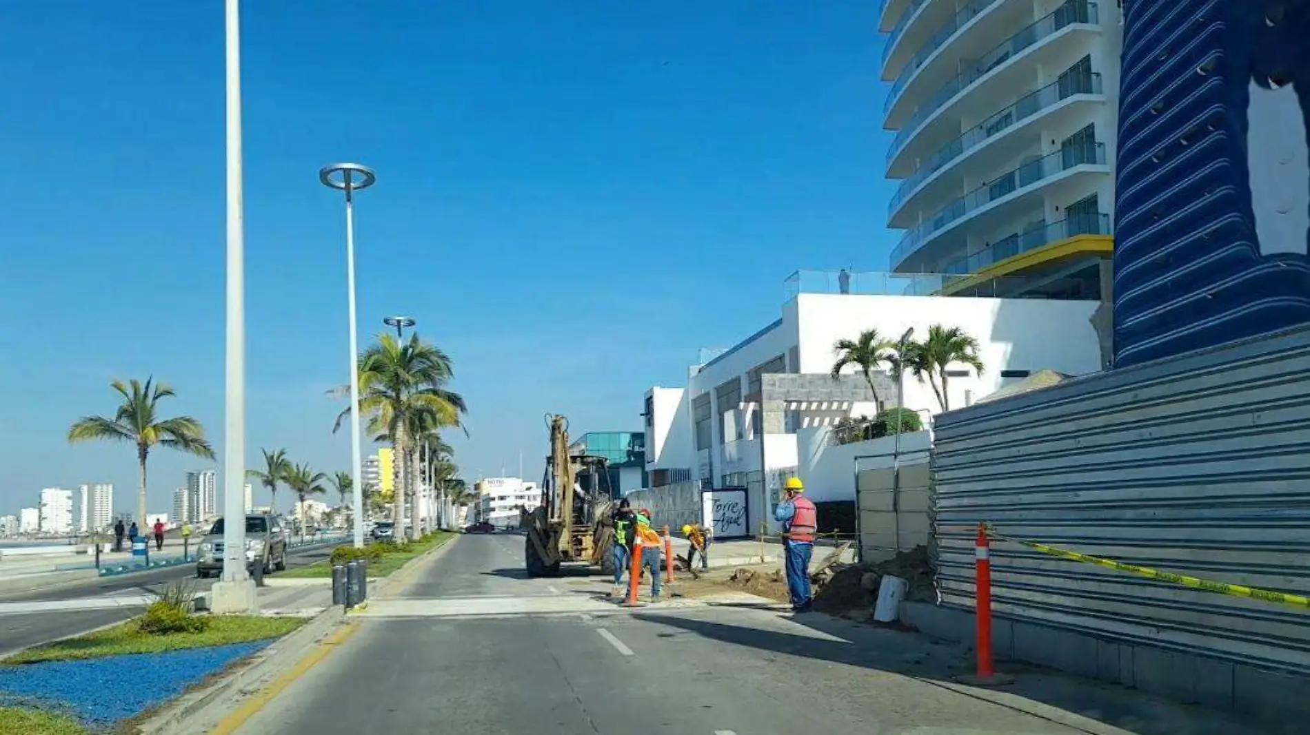 banquetas en obras del Malecón